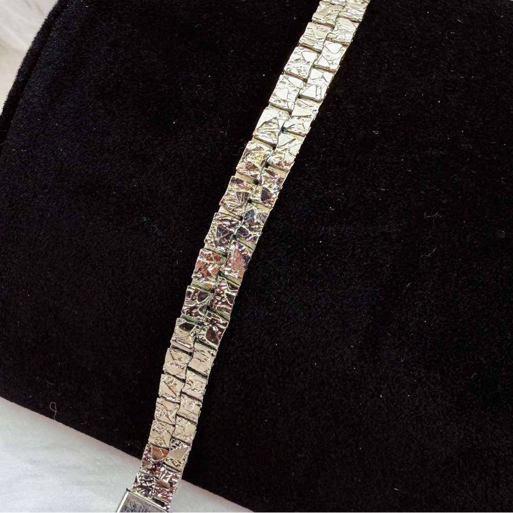 Vintage aged Silvertone nugget style bracelet